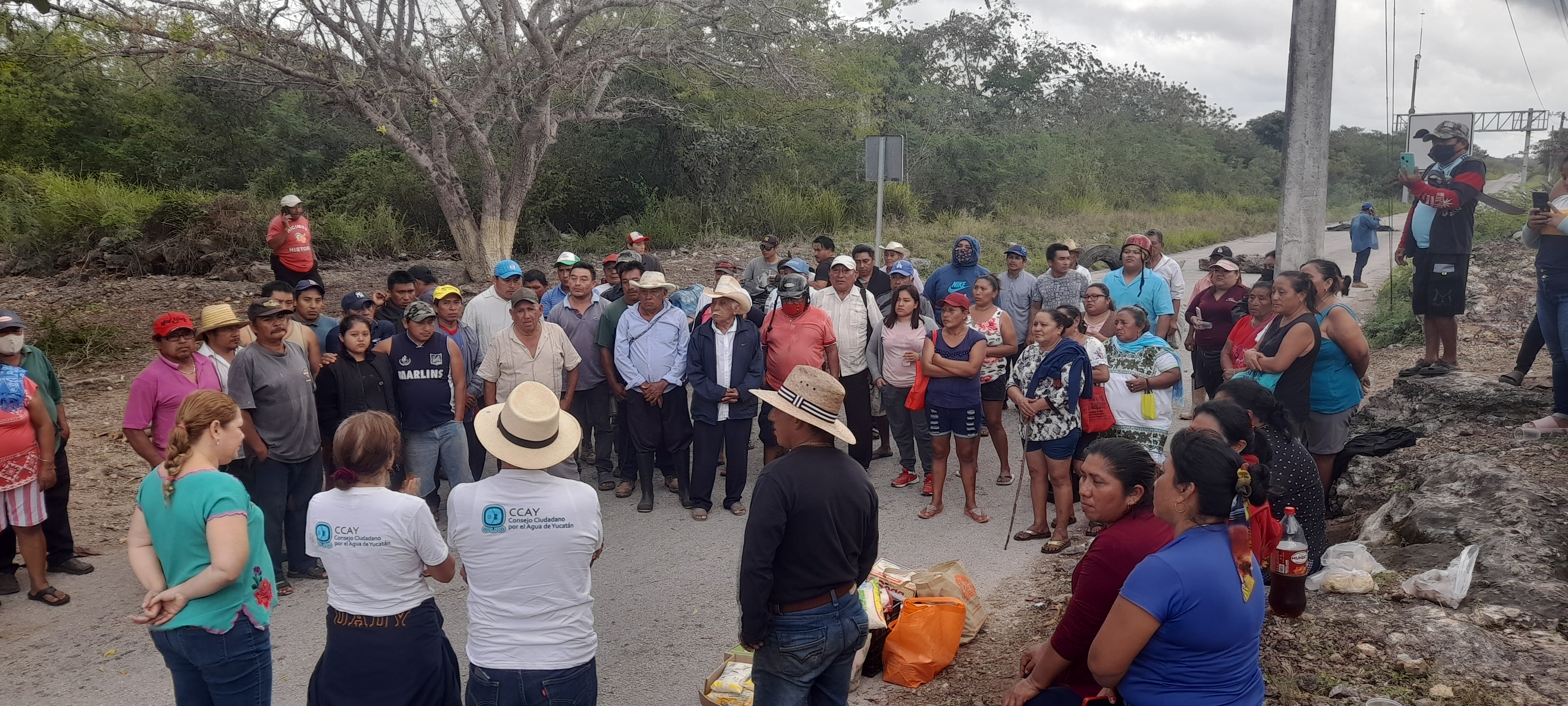 Reunión de evaluación tras ataque de 200 policias antimotines al campamento comunitario de Sitilpech