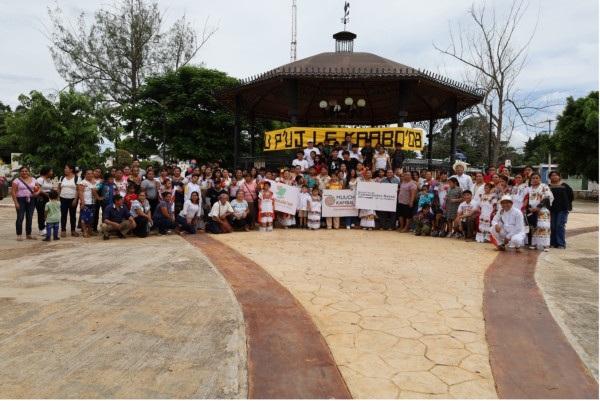 Organización comunitaria y la defensa de las abejas en Hopelchén